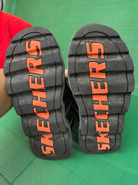 Skechers ботинки , кроссовки   33р