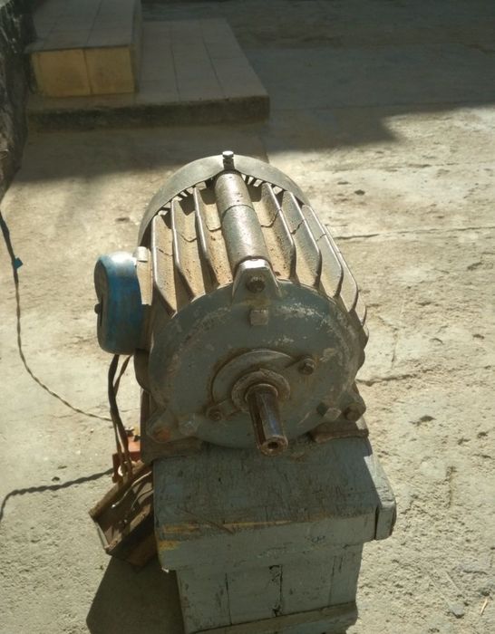 Продаётся мотор 1.5 киловатт