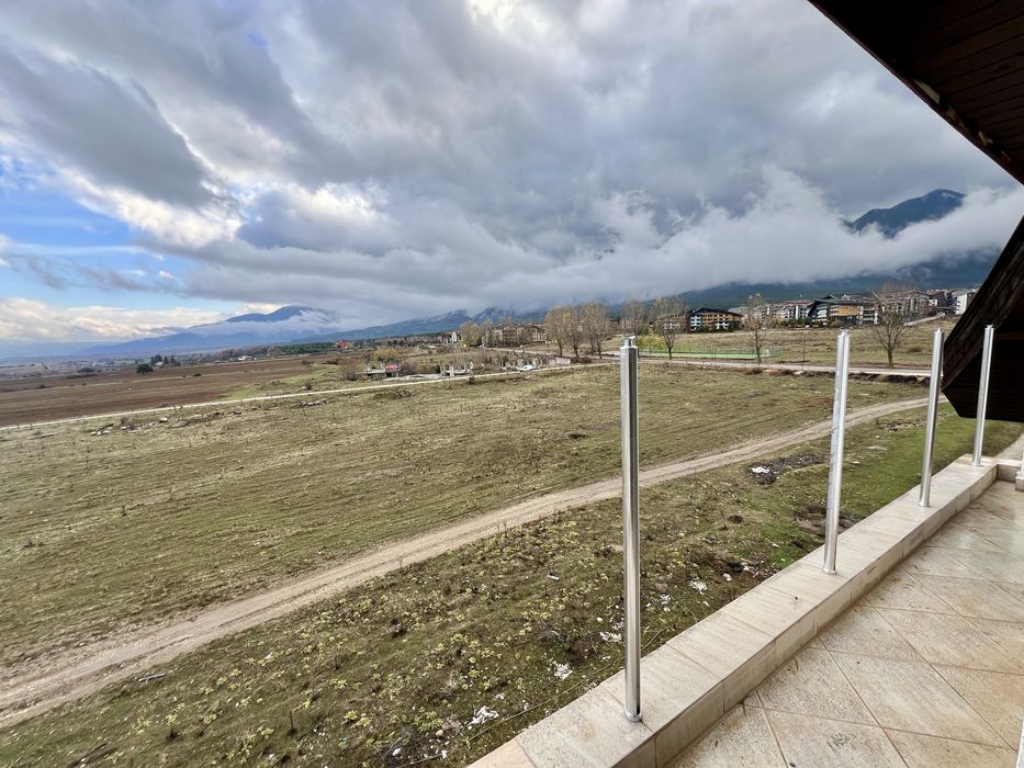 3-стаен апартамент в жил. сграда в район Пирин Голф край Разлог-Банско