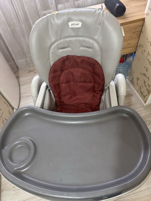 Продам стульчик для кормления