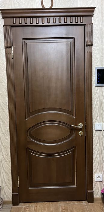 Качественные двери из чистого дерева