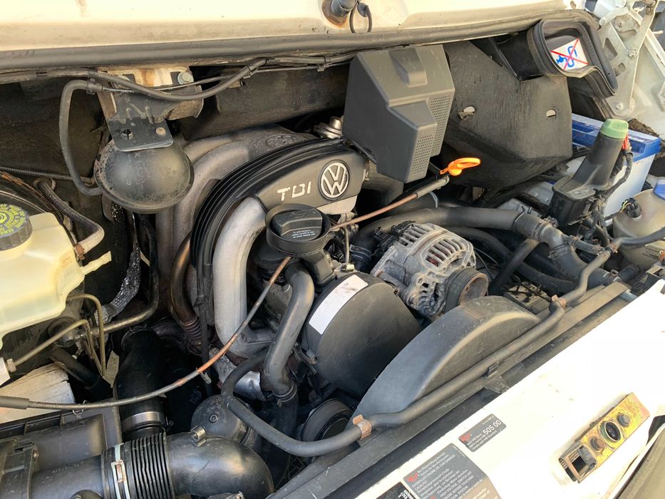 Dezmembrez PIESE VOLKSWAGEN LT 46 2.5 TDI 109 cp ANJ punte dubla 2005