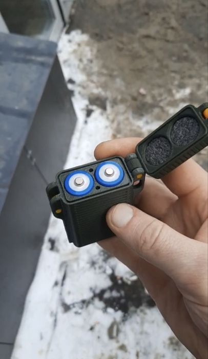 Продам кейс для батареек