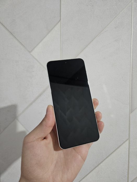 Xiaomi 13 8/256gb 5G