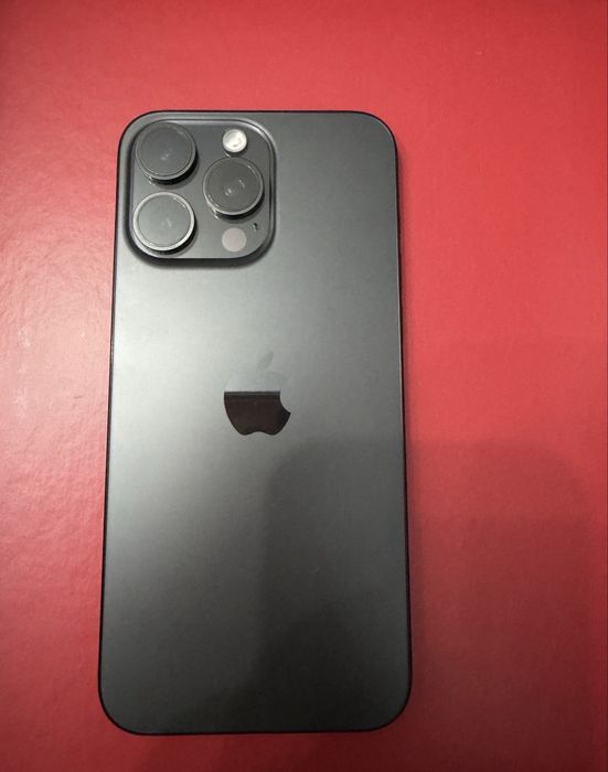 iPhone 15 pro max impecabil(DOAR SUNATI)