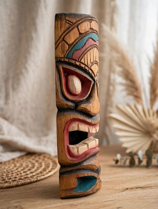 Masca decorativa tiki