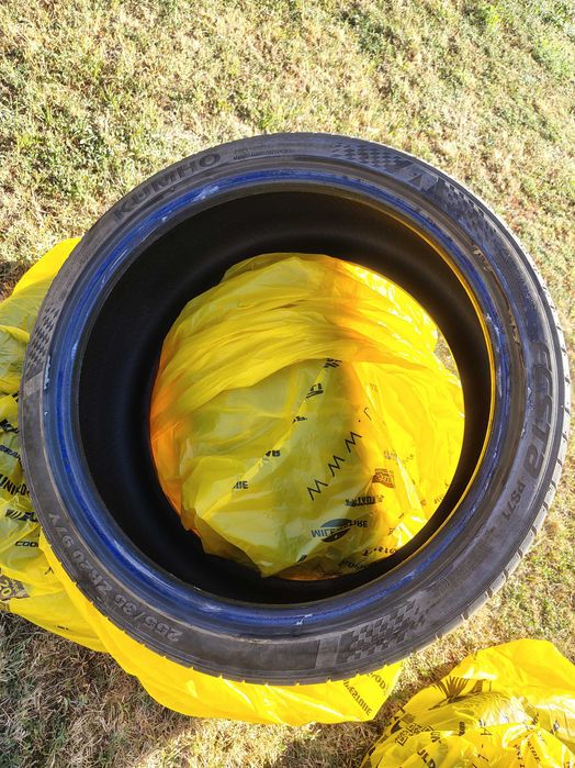Гуми Kumho 255/35/R20 97Y