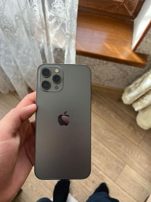 Айфон 12 про макс