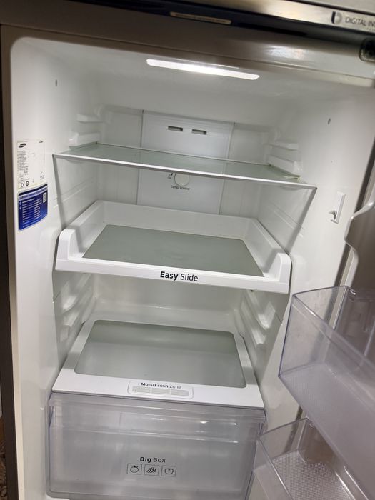 Холодильник samsung