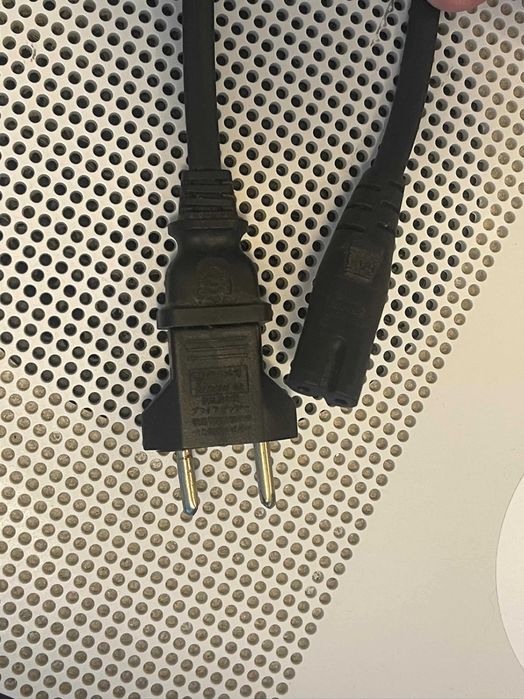 Xbox One S 500GB, 2 Controllere, Wireless USB Adapter, Constanța