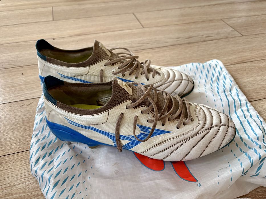 Mizuno Morelia NEO SG 43