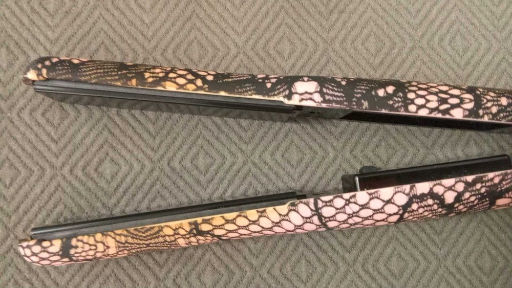 Aparat de îndreptat Golden Curl - calitate de marcă