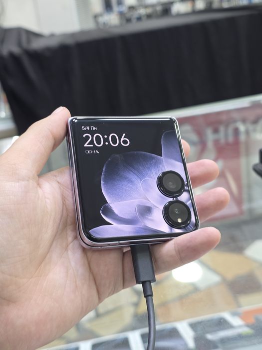 Xiaomi Mix Flip 12/512 Global