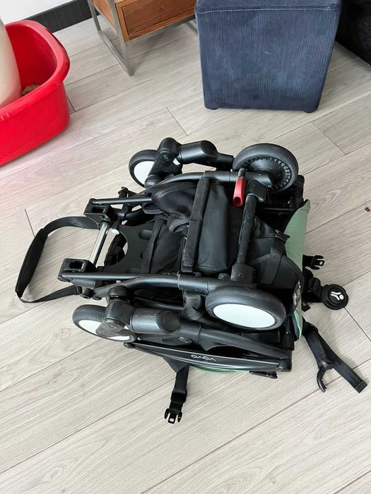 коляска YOYO в подарок аксессуары