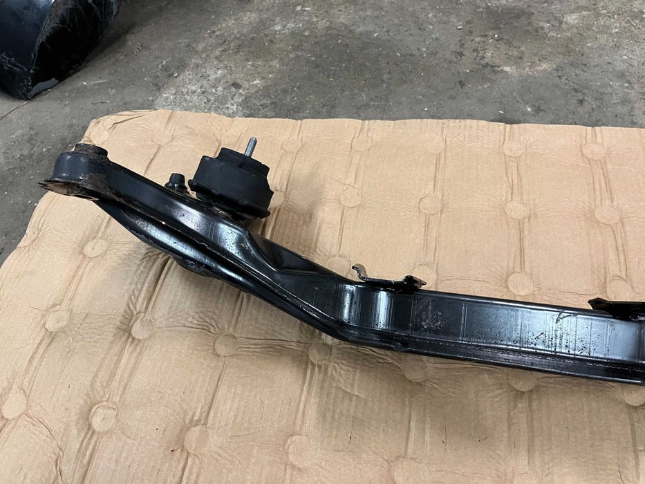 Преден мост за BMW E46 (на задно)