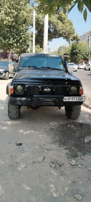 Продам Nissan PATROL Y60 TD42