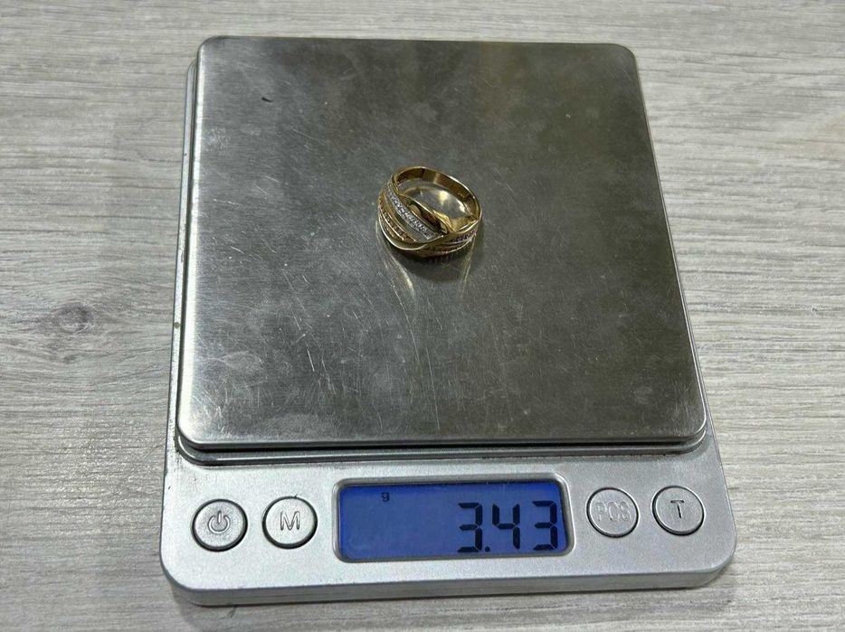 Дамски златен пръстен 14 К 585/ 3,43 гр.