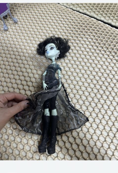 Продам куклу монстр хай!