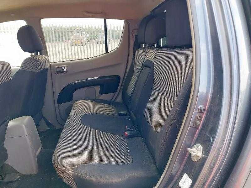 Dezmembrez Mitsubishi L200 2.5 Diesel 2007