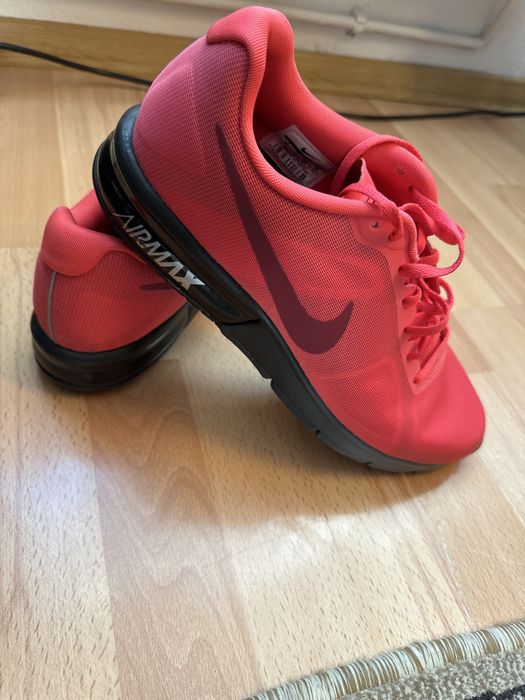 Adidasi Nike, marime 44