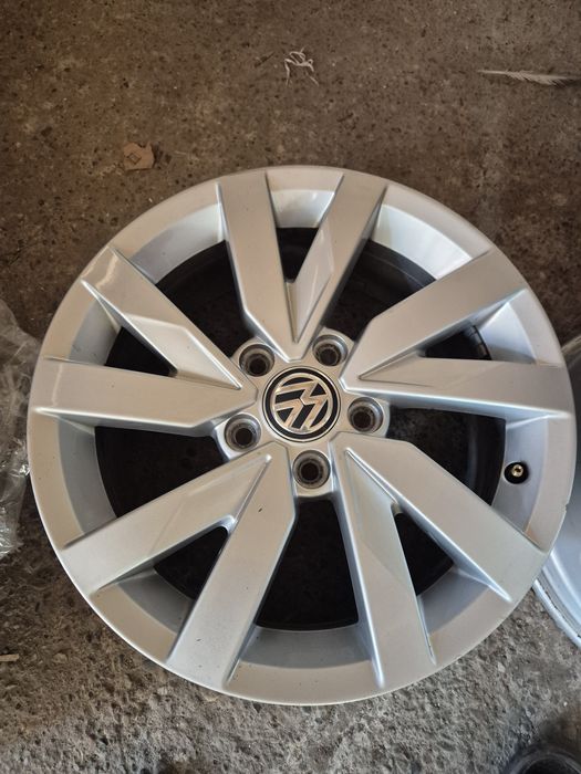 Jante originale r16 vw passat, caddy, saran, golf 5,6,7,8