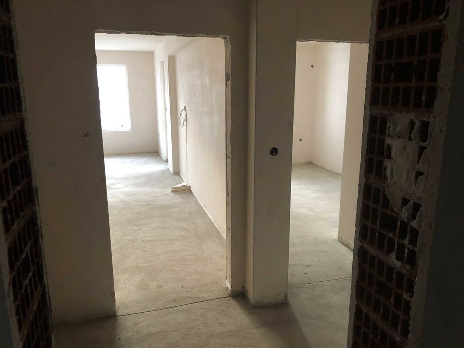 Продава се Двустаен апартамент в Пловдив, Център - 84 кв.м за 408 €/кв.м - Снимка #1