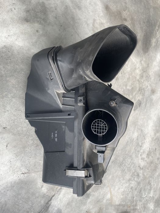 Carcasa filtru aer bmw e92/93 n47 177 cai