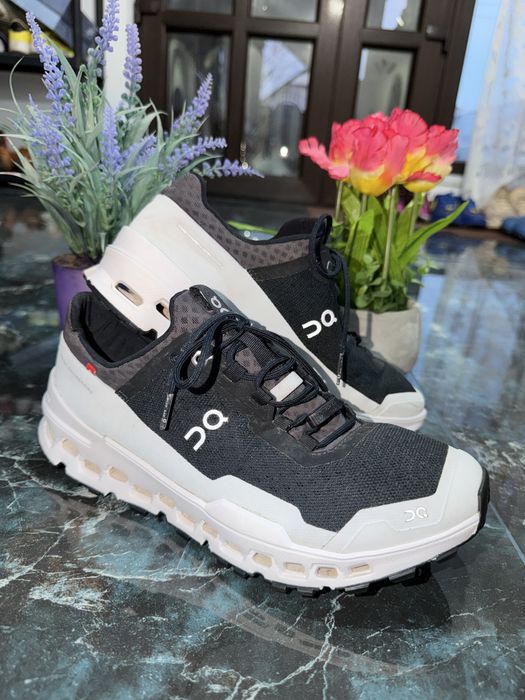 Adidasi Sport pentru alergare On Cloudultra