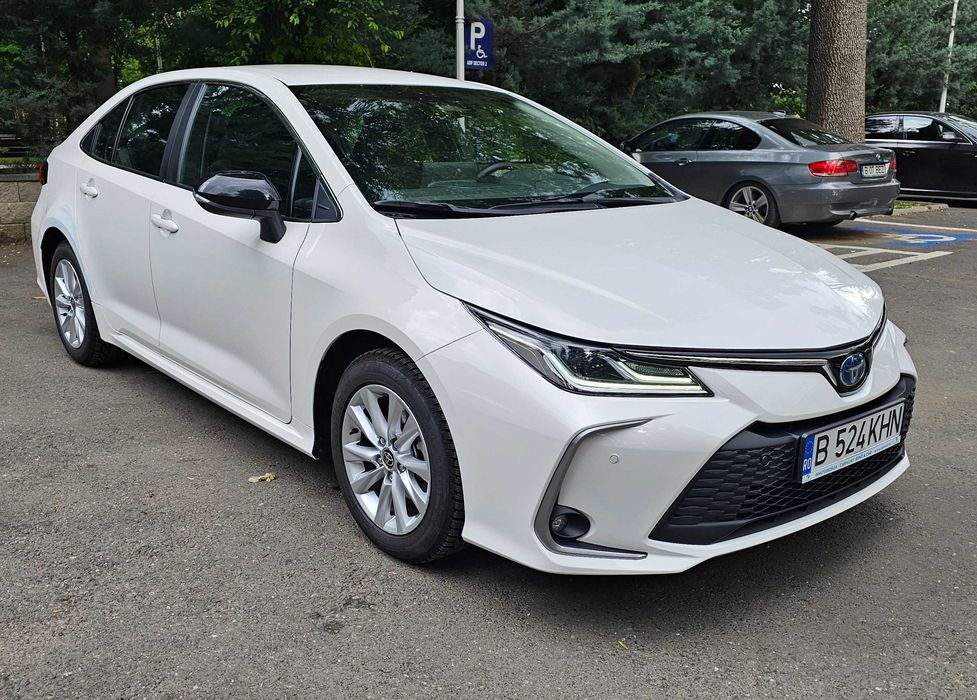 TOYOTA Corolla 2025 — imagine 2