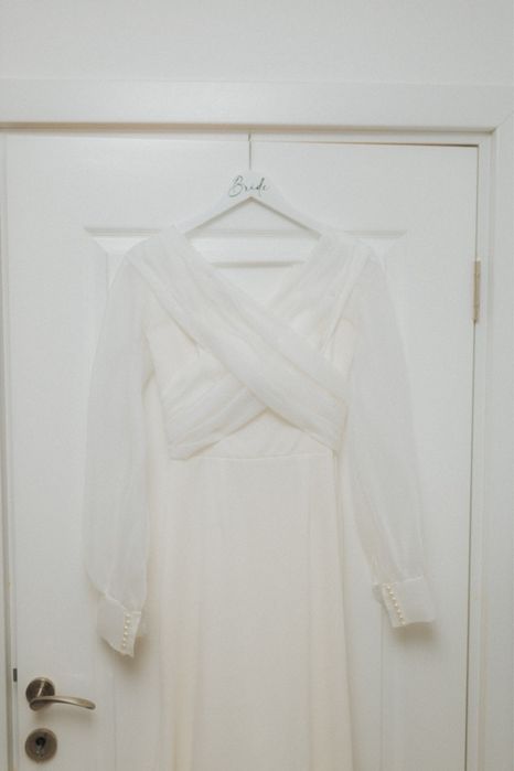 Rochie de mireasa superba,facuta la comanda ,se vinde impreuna cu voal