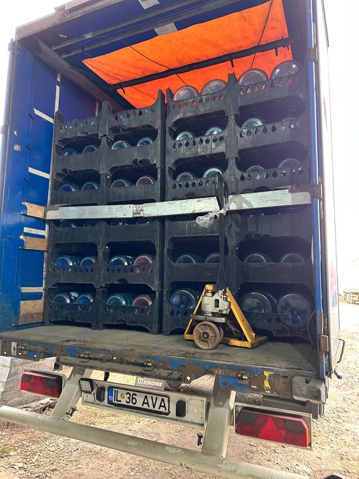 Transport cu camionul