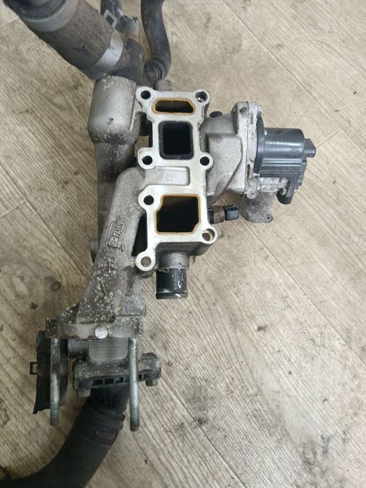 Supapa egr cu corp termostat kia sportage 3, hyundai ix35 2.0 d 2010-2016 28410 2f000