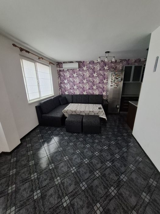 Двустаен апартамент/Колхозен пазар