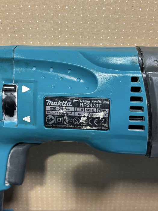 MDM vinde: Ciocan rotopercutor Makita HR2470T.