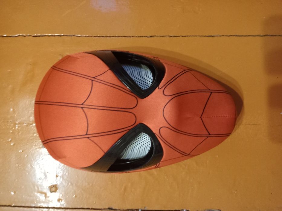 Маска Человека-Паука с двигающимися глазами (Marvel)