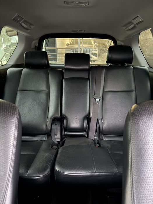 Toyota Prado 2.7 7 kishilik
