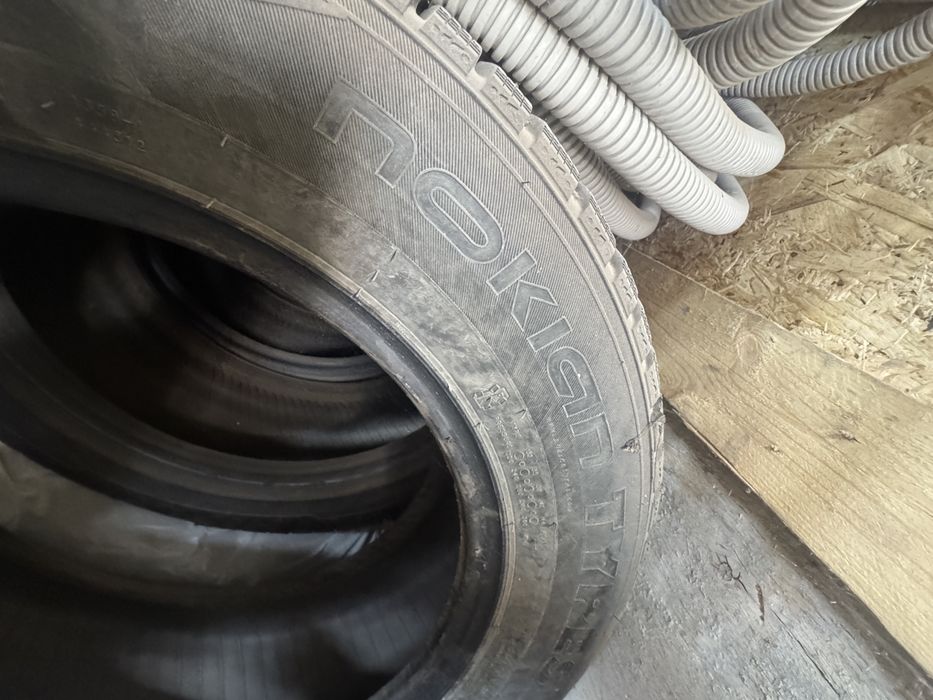 Nokian types 195/65/15R шипованная
