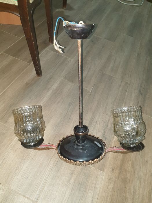 Vand lustră vintige cu 2 brațe.
