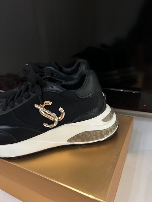 Шикозни маратонки обувки оригинал