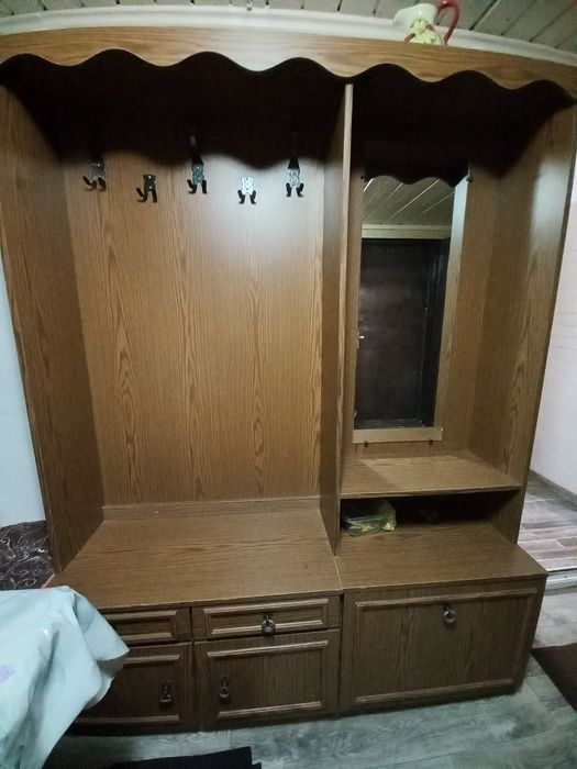 Мебель разная прихожая и др