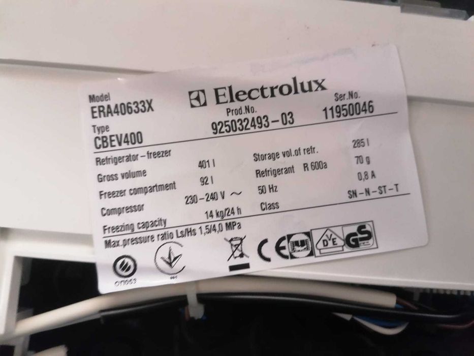 Placa electronica combina frigorifica Electrolux ERA40633X ,modul/ C10
