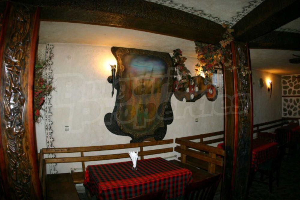Дава се под наем Заведение в Банско - 500 кв.м за 1250 € - Снимка #14
