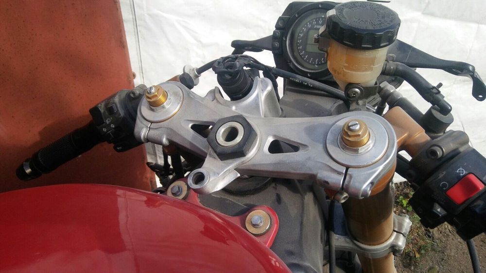 Kawasaki ER6N и ZX10R на Части