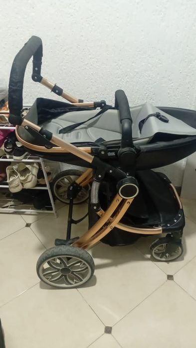 Продам коляску децкую