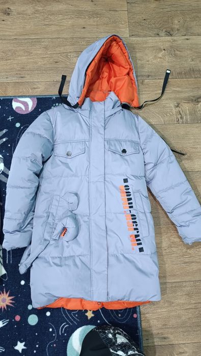 Продам детские куртки