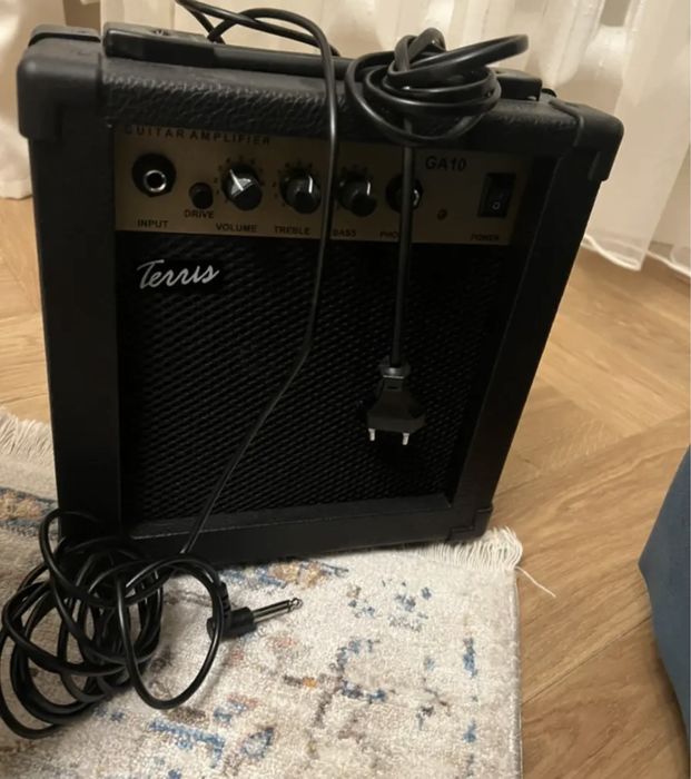 Электрогитара + комбоусилитель