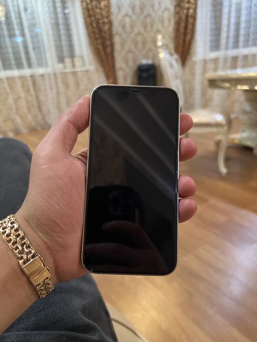 Продам Iphone 12 Pro