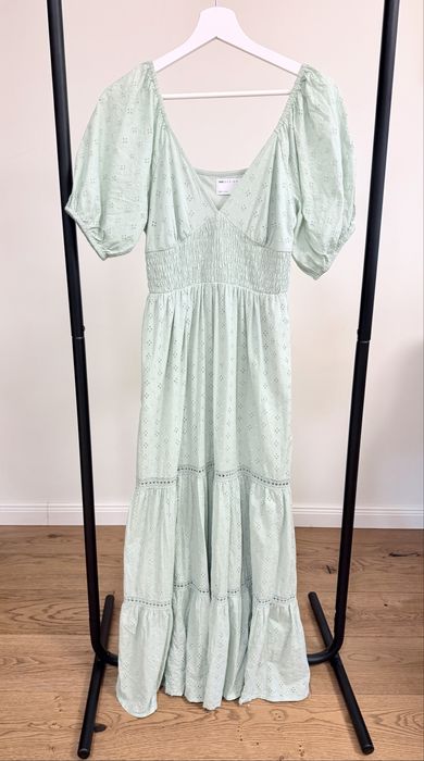 ASOS рокля с бродерия
