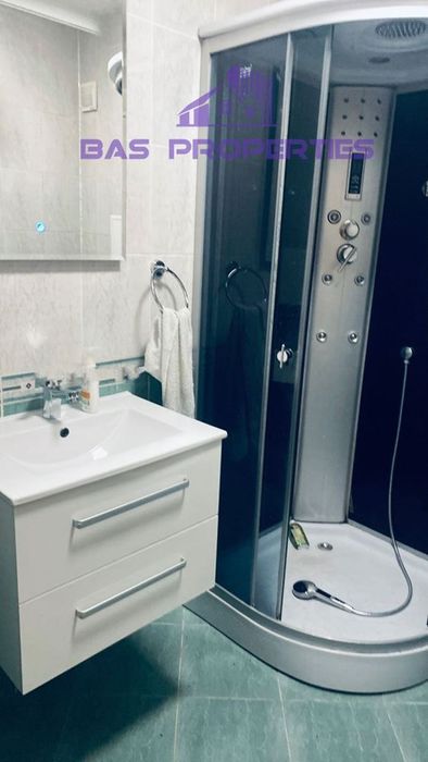 Дава се под наем Двустаен апартамент в София, Хладилника - 83 кв.м за 1050 € - Снимка #8