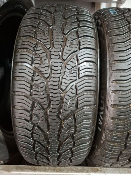 2 Всесезонни гуми Uniroyal 205/50/17 ДОТ21 7мм